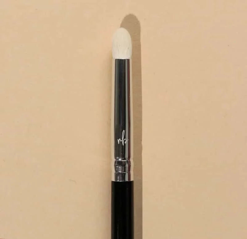 RB121 Mid-size Pencil Brush