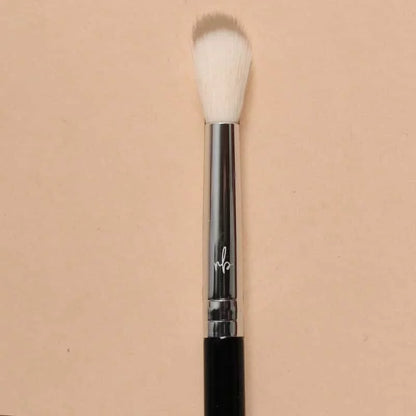 RB09 Mid size blending brush